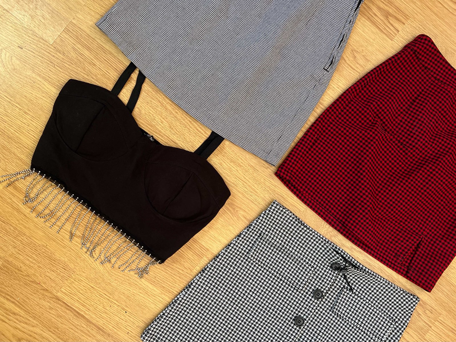 Un joli mix de pièces vintage et rock pour composer des looks qui ont du caractère !