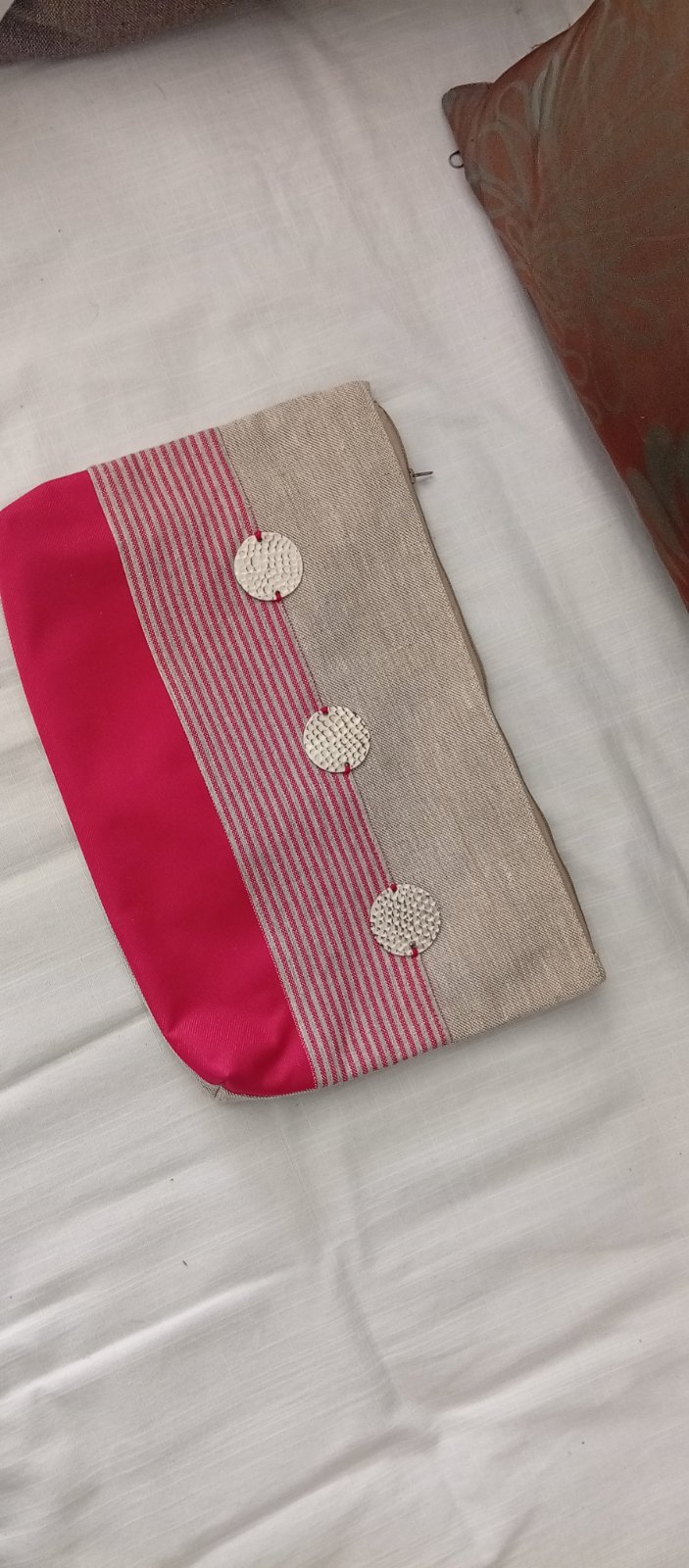 Pochette artisanale 