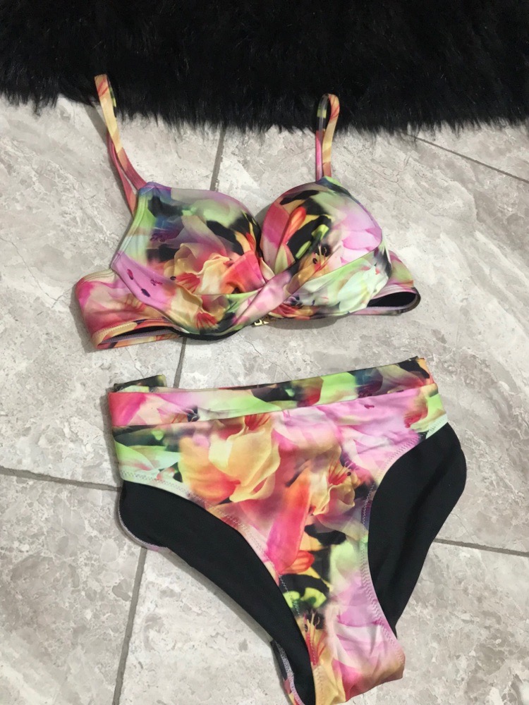 Bikini