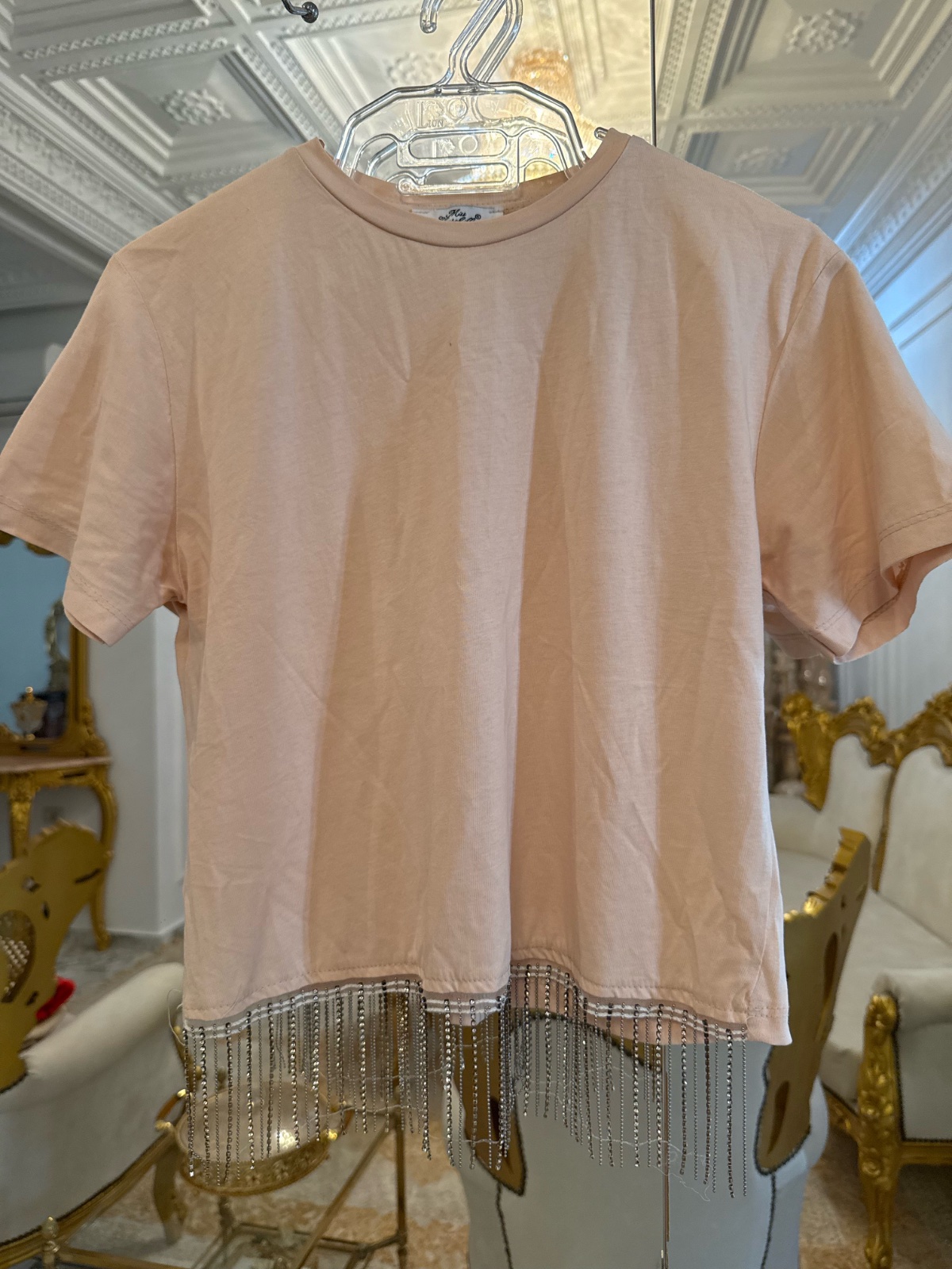  T-shirt rose poudré avec franges strass – Taille M