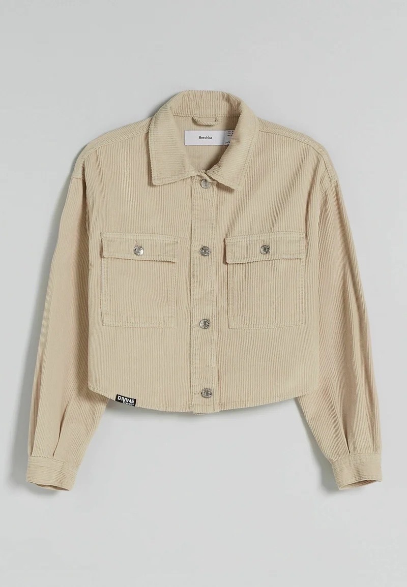 Veste en jean bershka taille S (36) made in bengladesh 