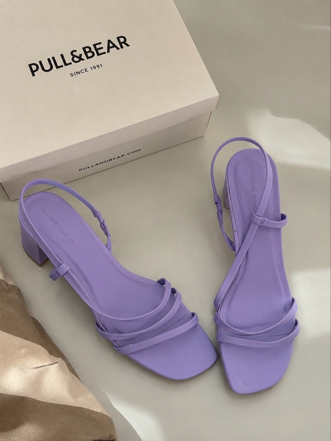 Talons lavande pull&bear avec le code FARECHEK20 💜💜💜