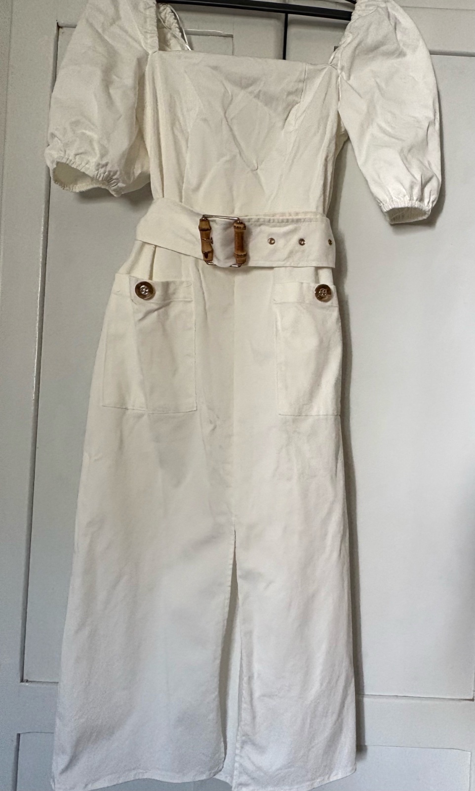 Robe femme avec ceinture 