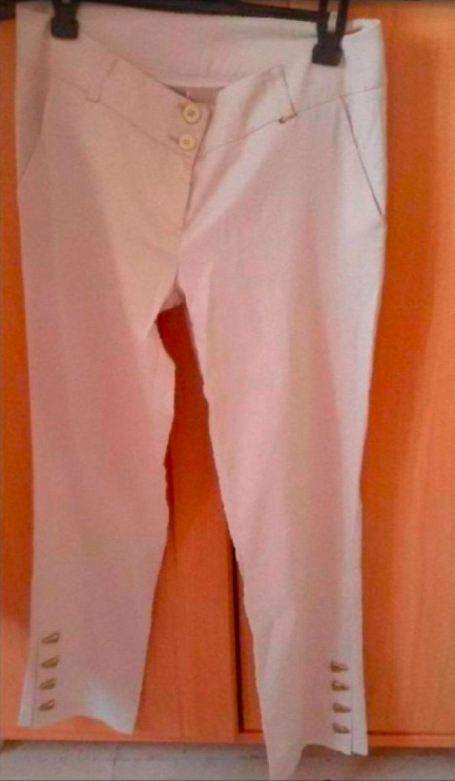 Pantalon sans étiquette 