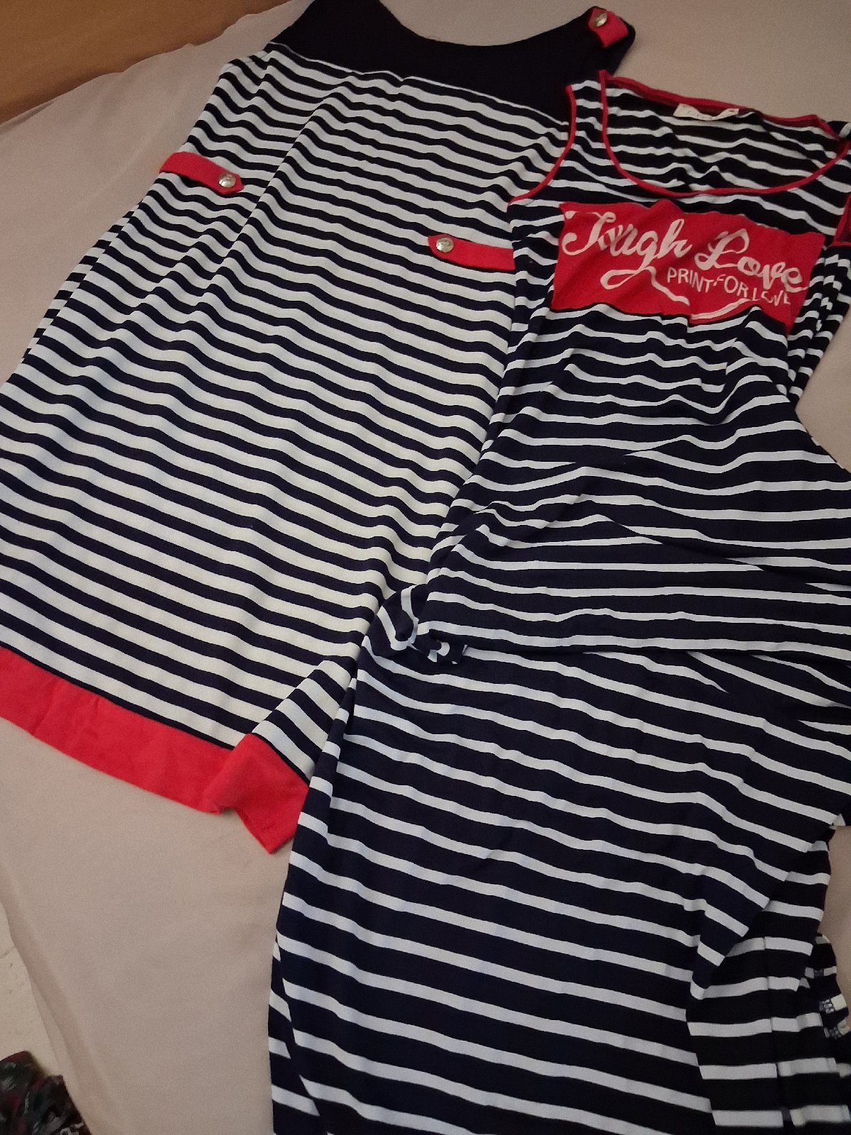 2 robes 