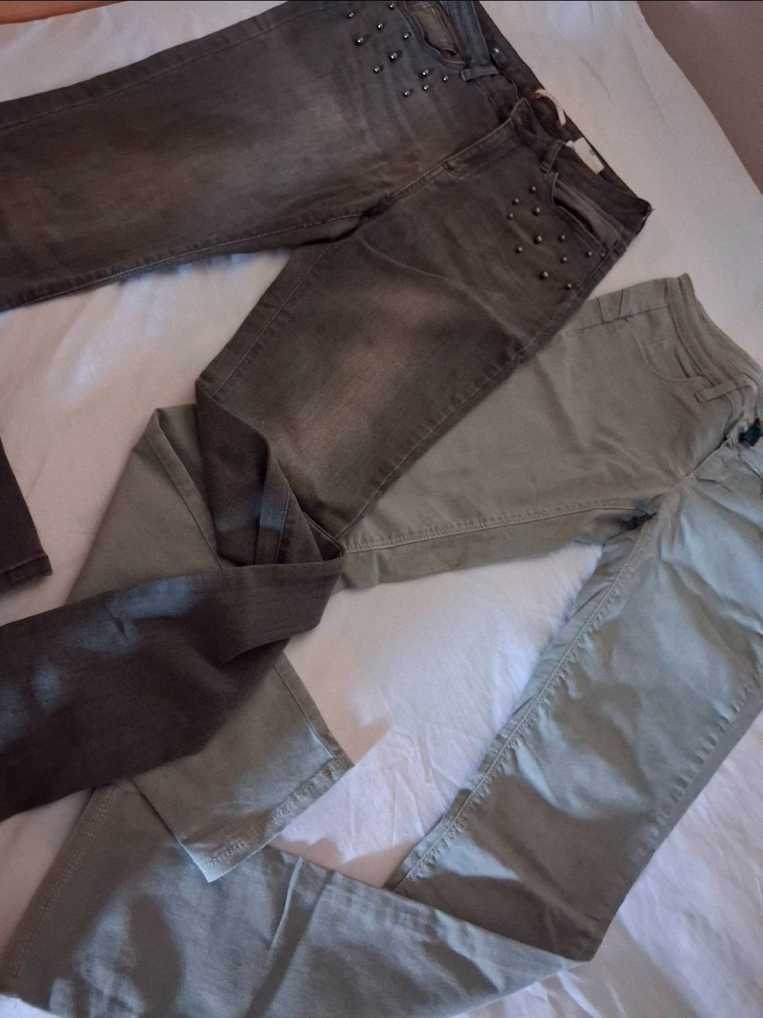 2 pantalons 