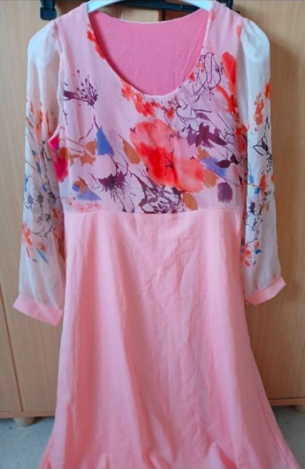 Robe sans étiquette 