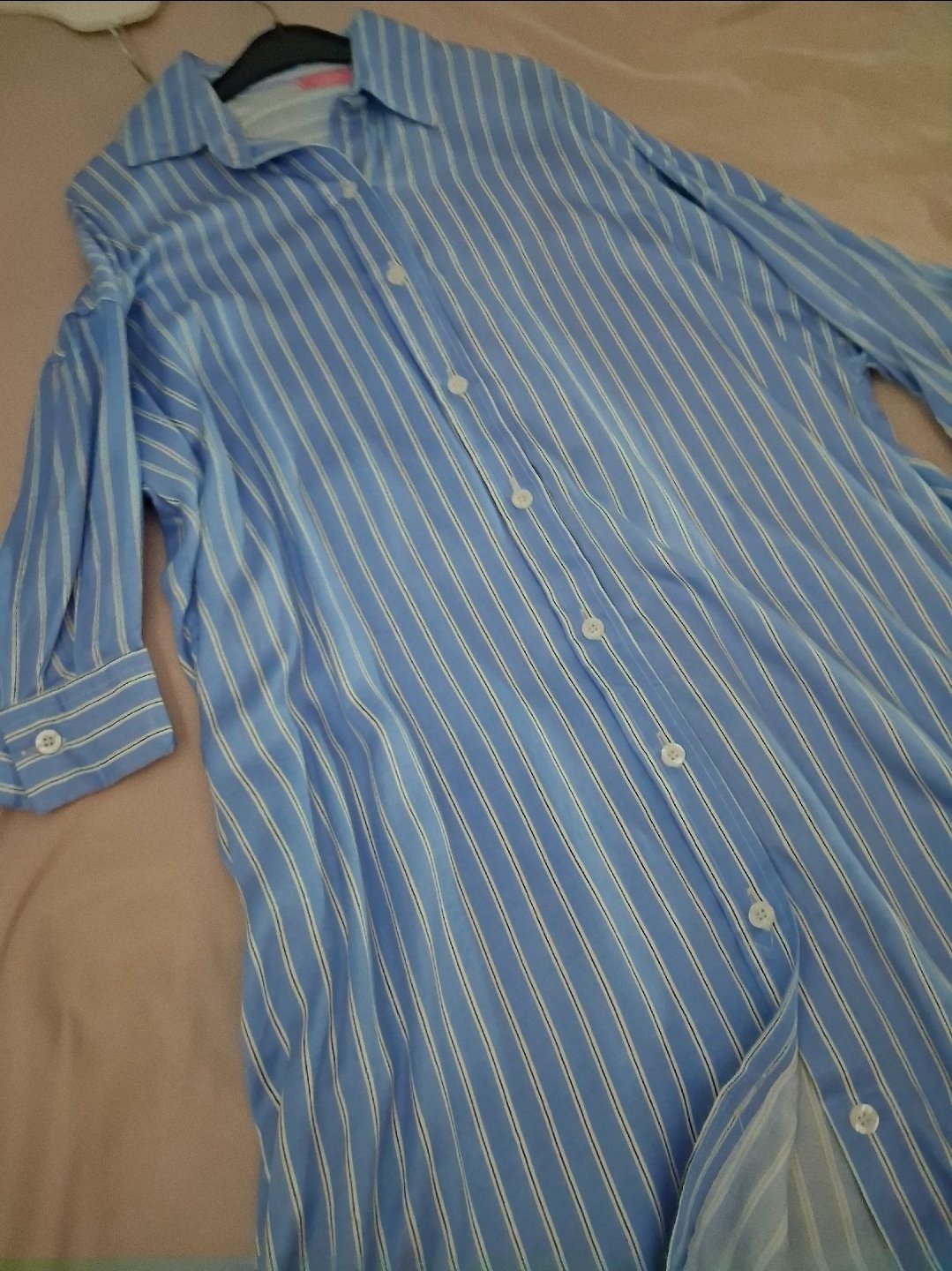 Robe sans étiquette 