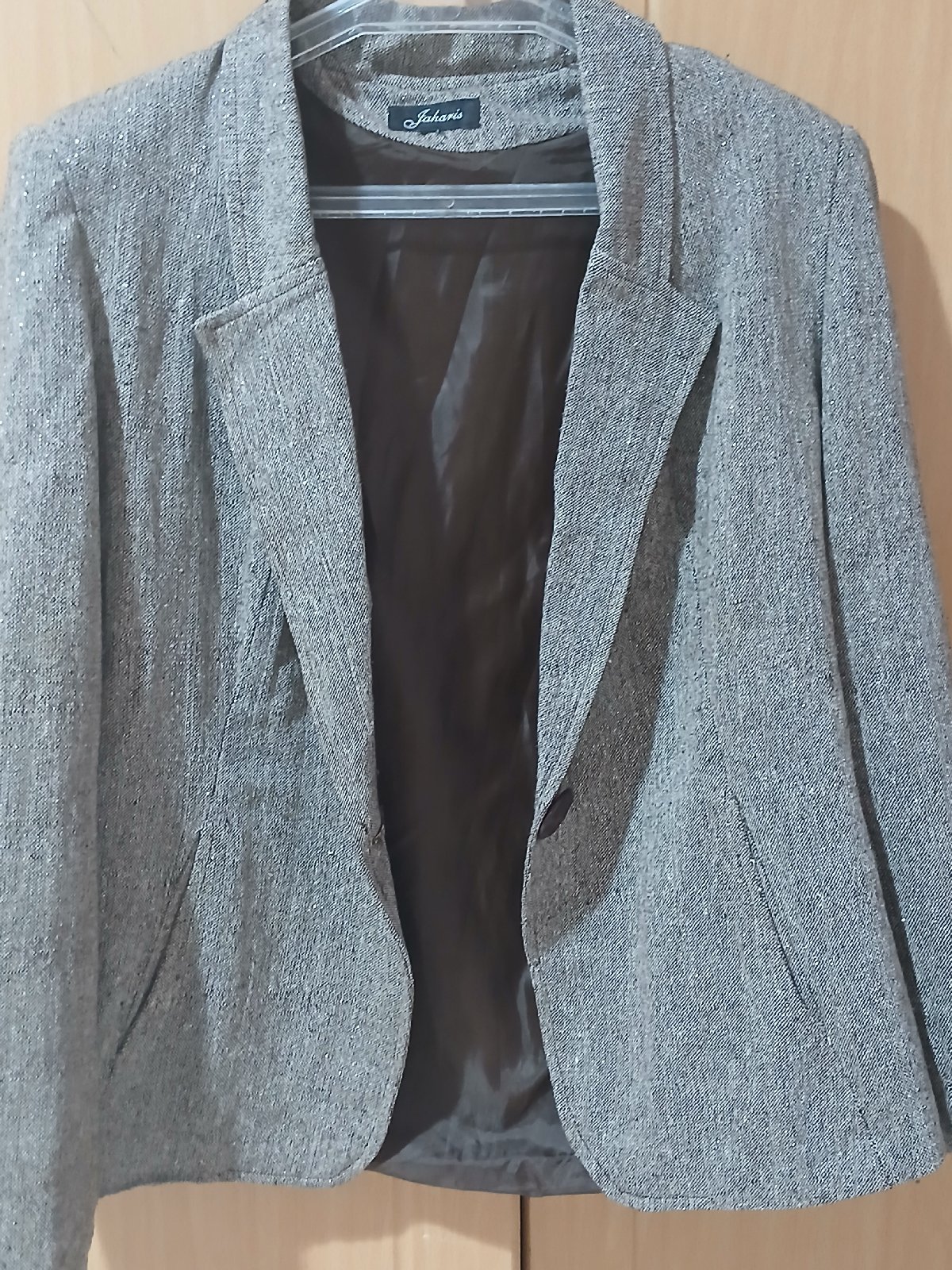 Veste sans étiquette 