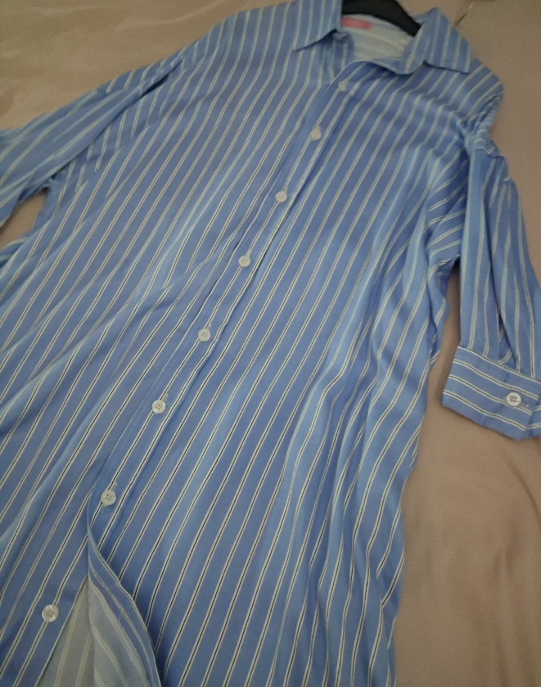 Robe sans étiquette 