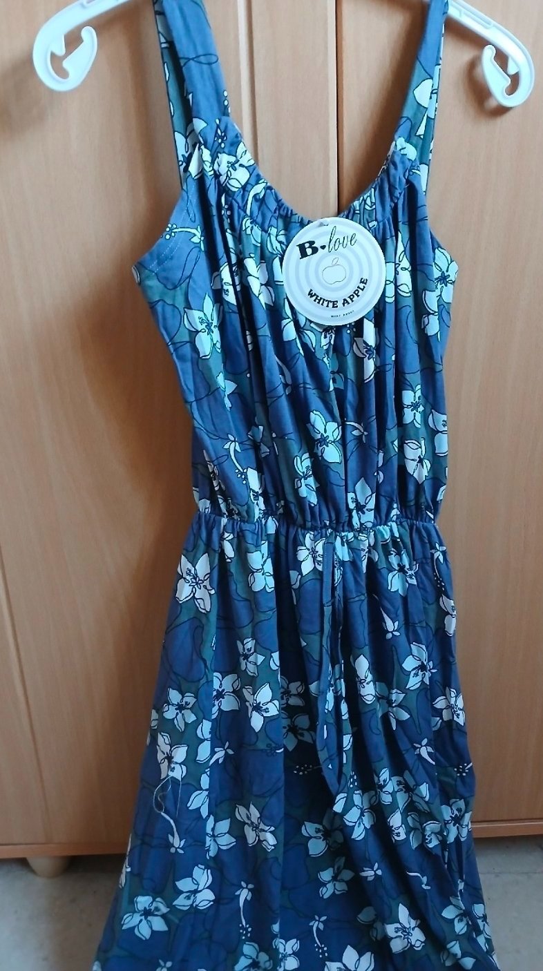 Robe sans étiquette 