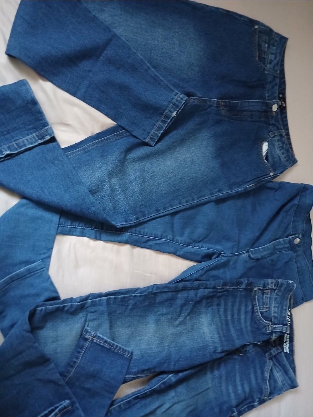 3 pantalons 
