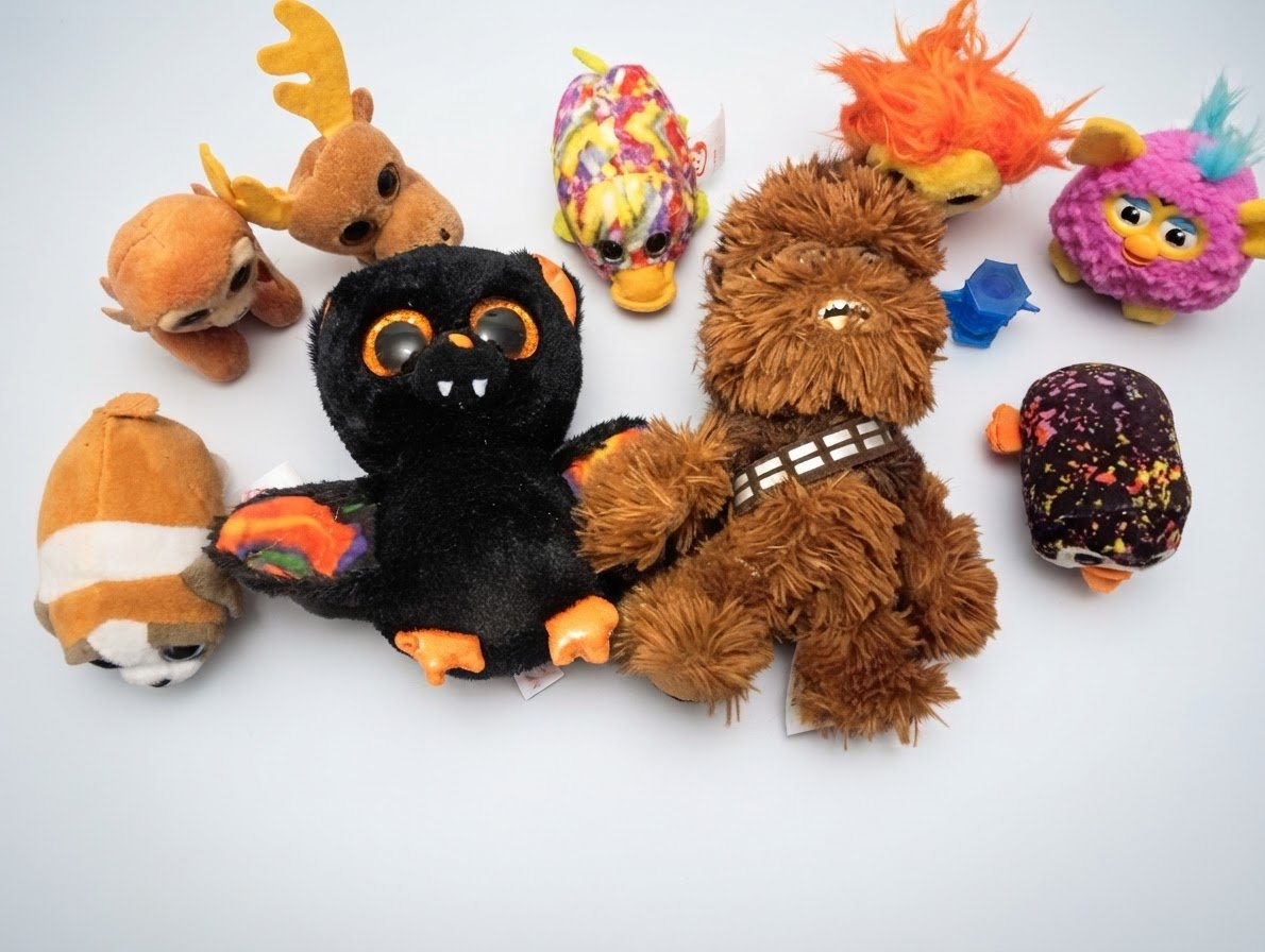 Lot de 9 Mini Peluches Collection & Star Wars (Ty Beanie Boos, Chewbacca, Furby) 