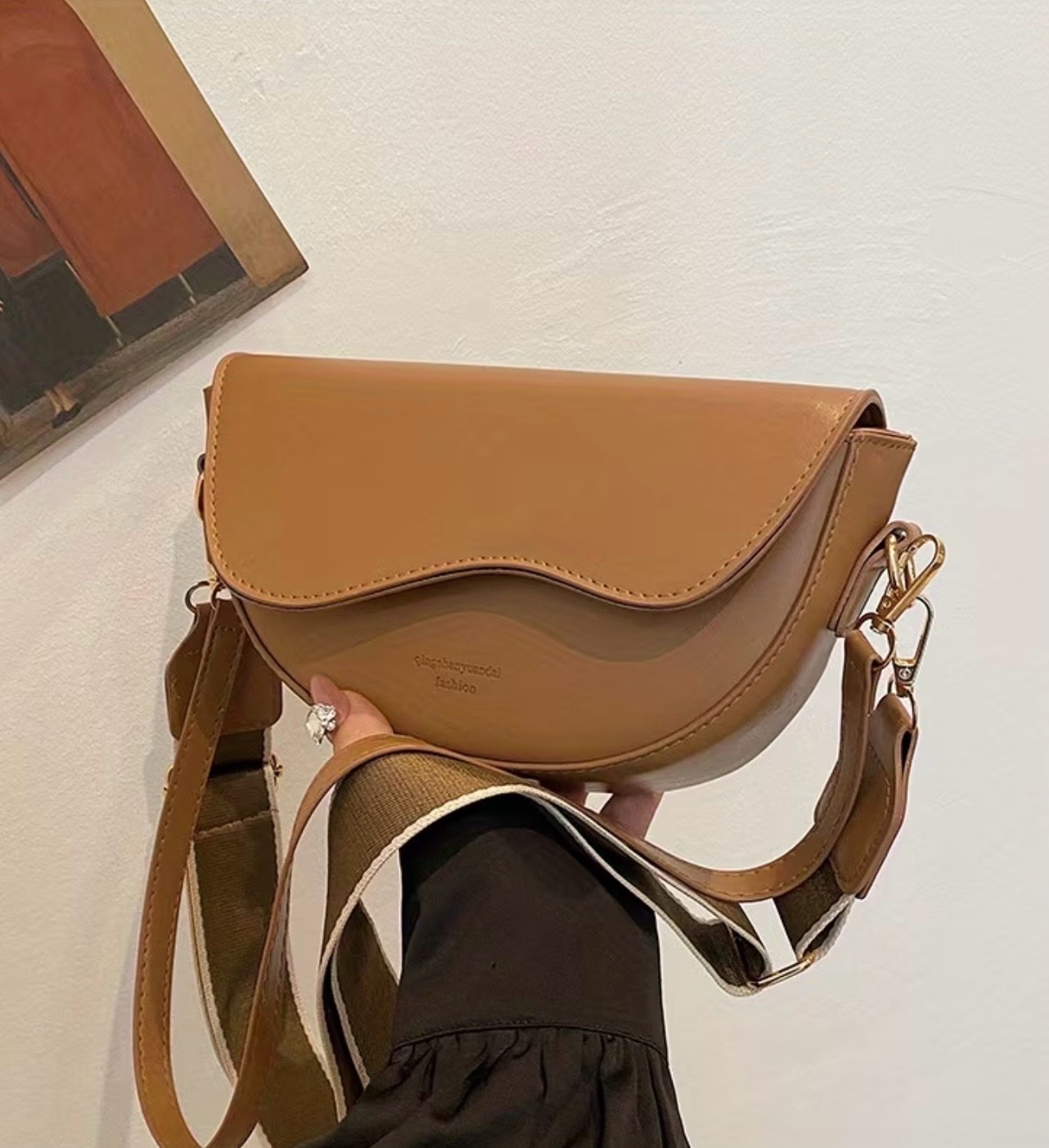  Sacoches rétro texturées au design de niche utilisables en 2026, nouveau sac à bandoulière tendance et polyvalent de style Hong Kong, sac à main pour femmes, nouveau sac 2026