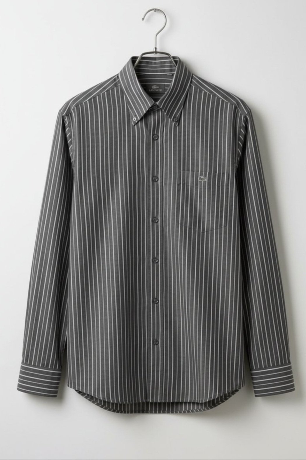  Chemise Lacoste Authentique en 100% Coton de Haute qualité - Taille 43 (XL Voir mesures) - très bonne état 