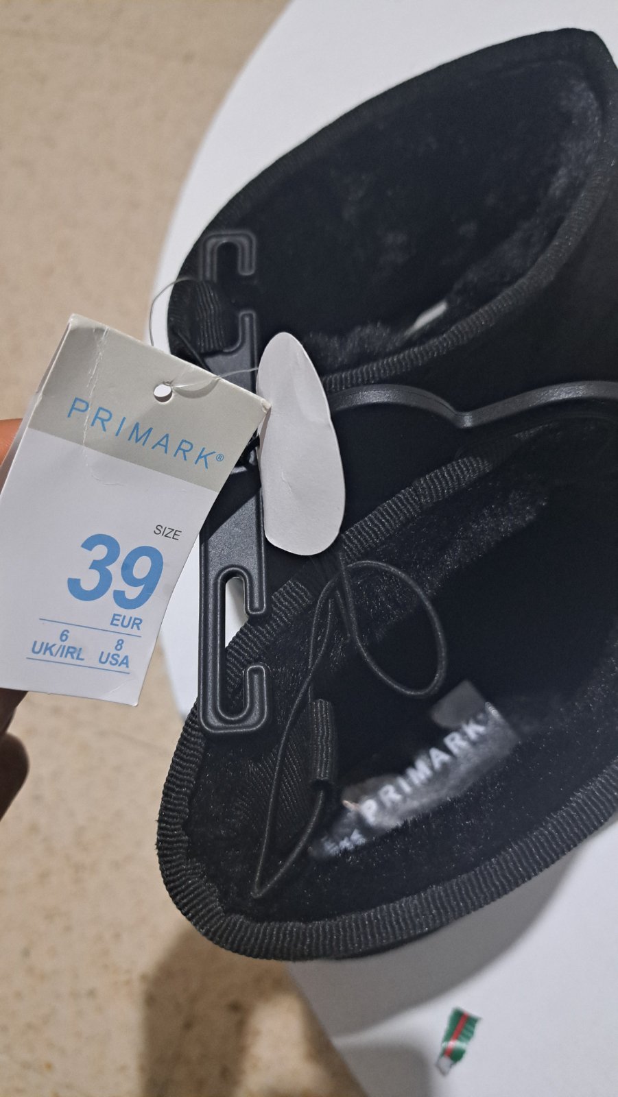 Primark neuf, ça taille 40-41