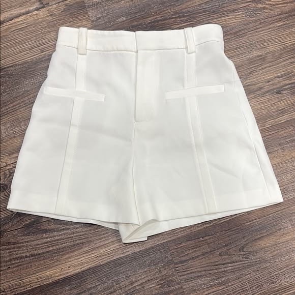 2 shorts zara