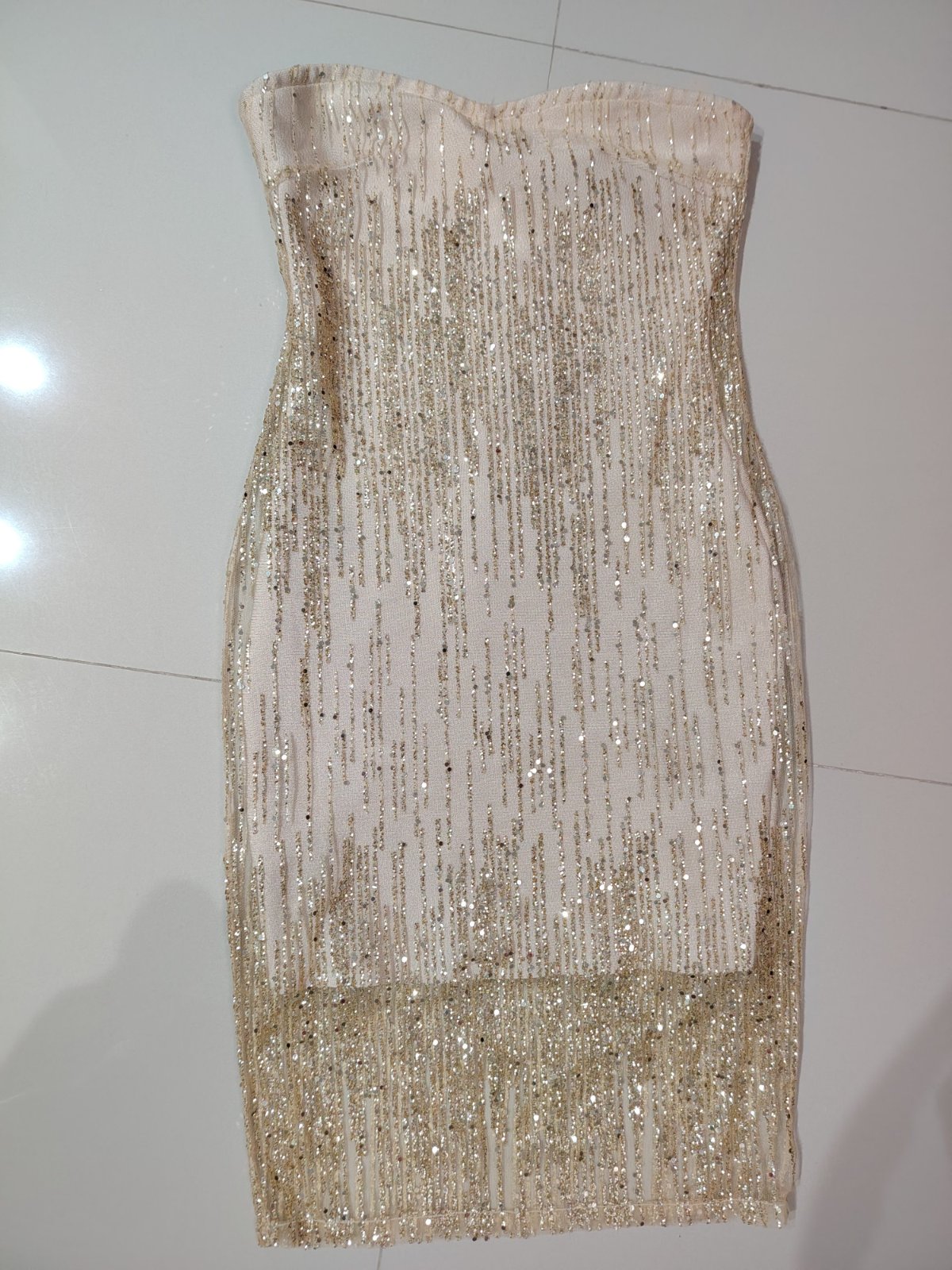 Robe dorée 
