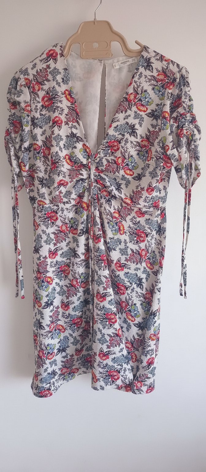 Tres belle robe mango
