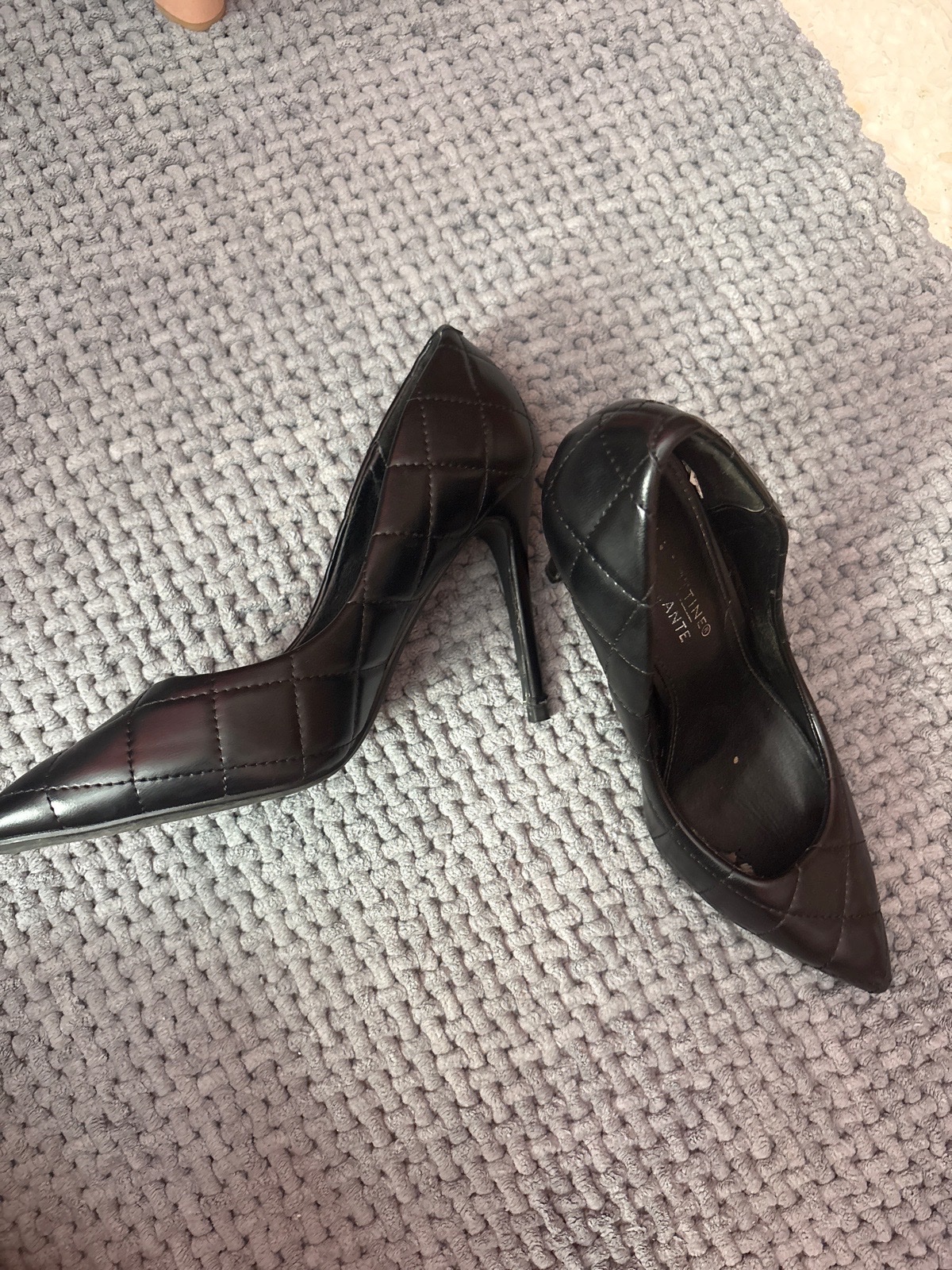 Escarpin Noir tres élégant 🖤 