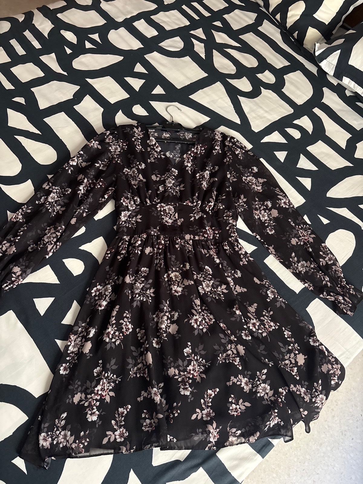 Robe classy floral 🖤💐💐💐