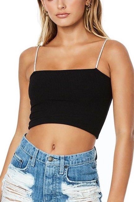 Crop top bershka trés elegant 