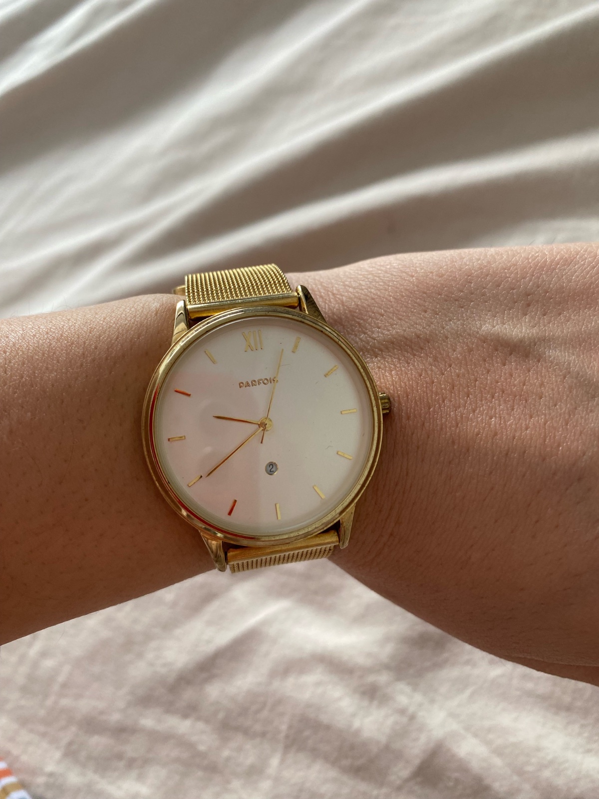 Montre parfois 