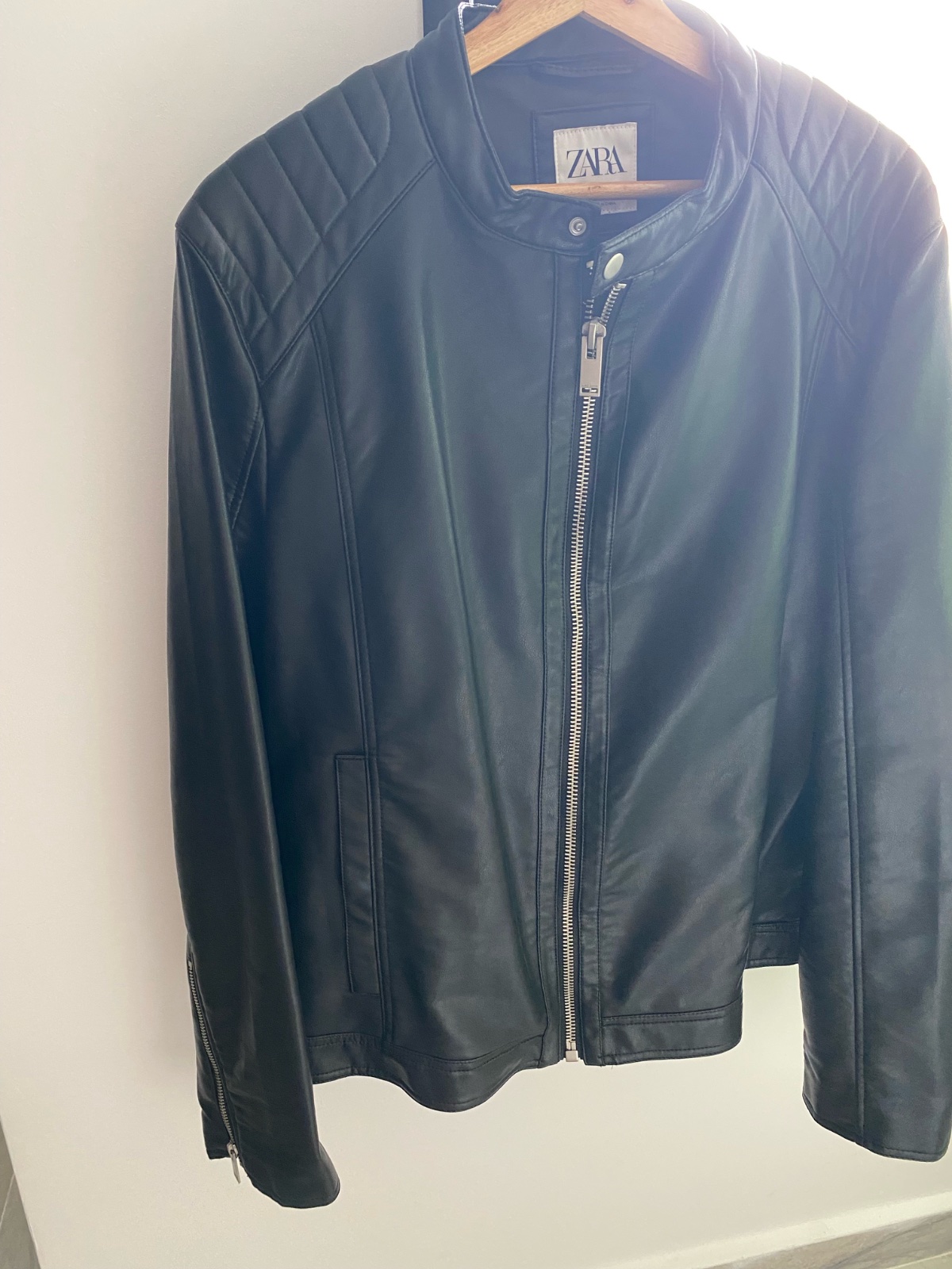 Veste noir cuir 