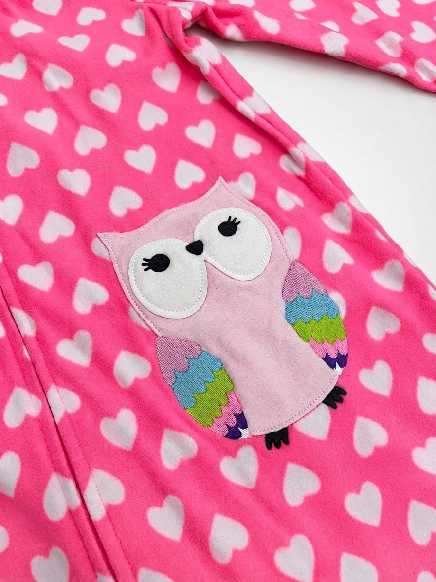 Pyjama enfant en polaire avec pieds intégrés