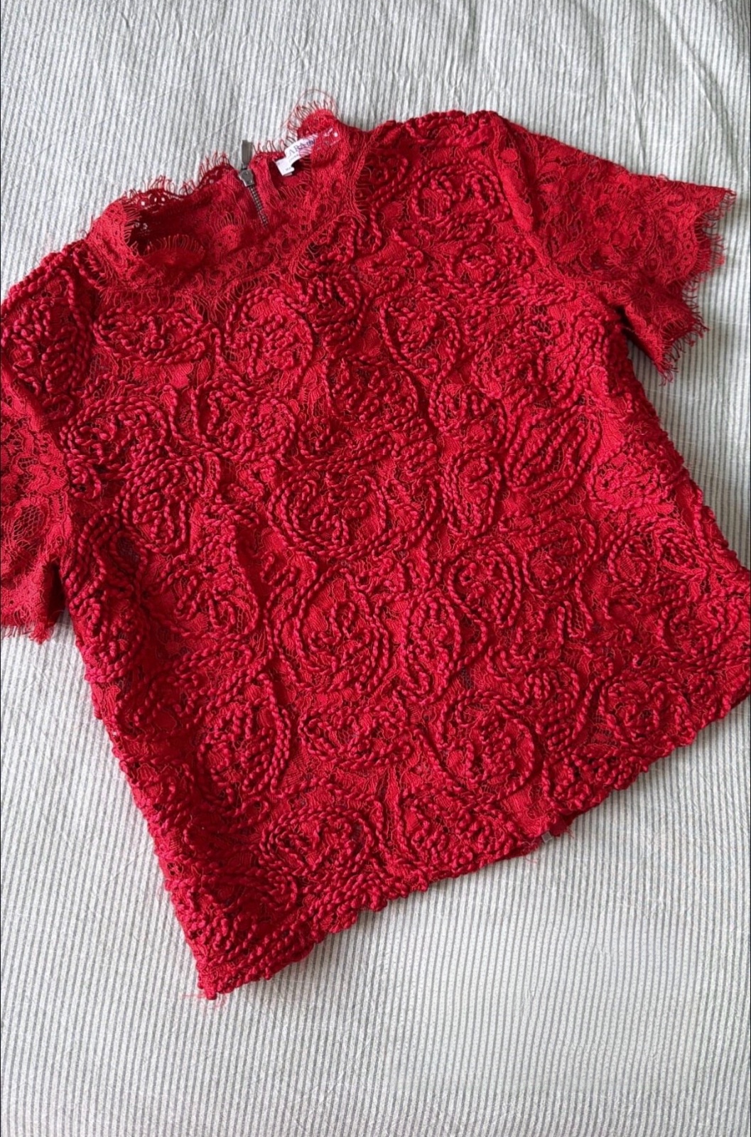 Blouse zara en dentelle 