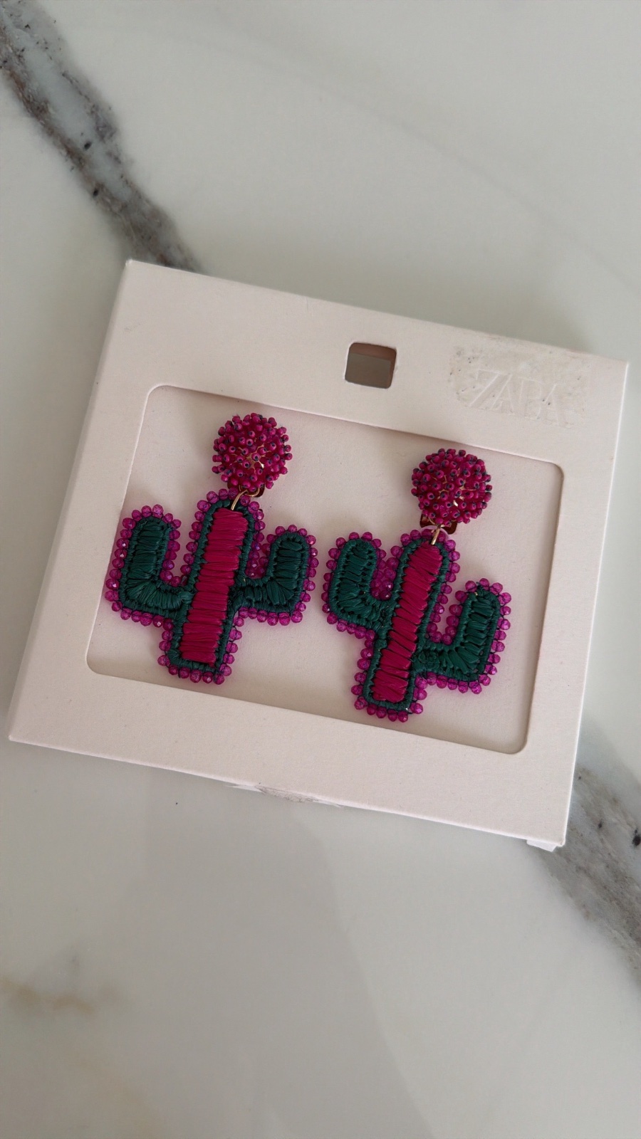 Boucles d'oreilles zara 