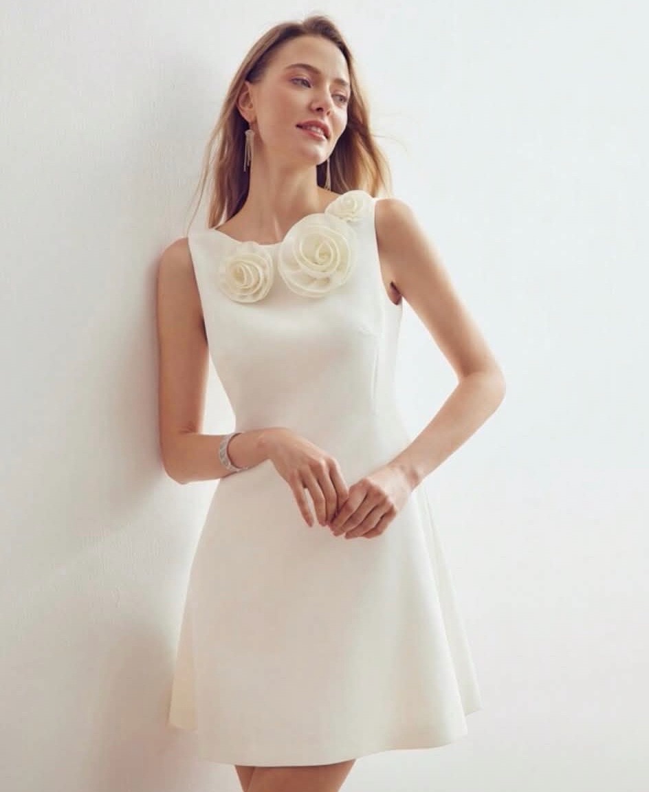 Robe shein fleurs en 3D