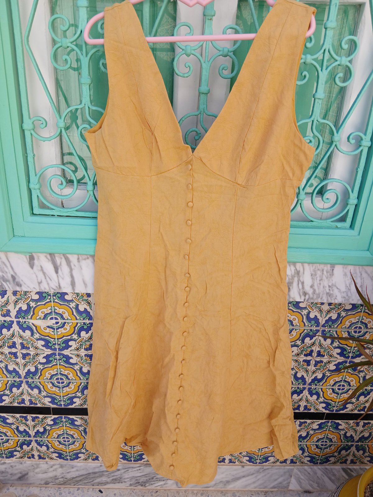  Robe courte jaune moutarde Cider - Neuf avec étiquette