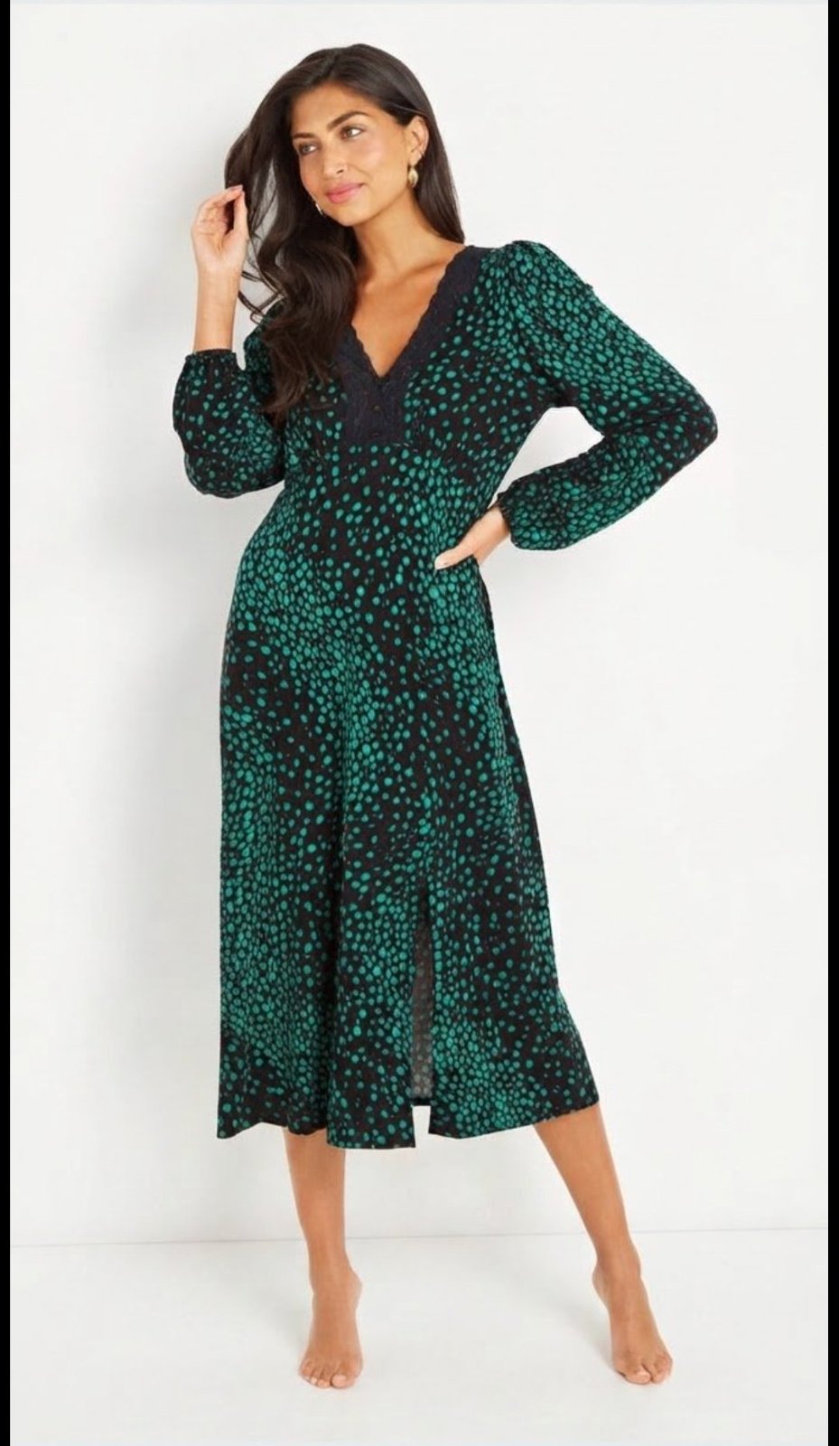 Robe mi-longue verte et noire (Imprimé moucheté) 