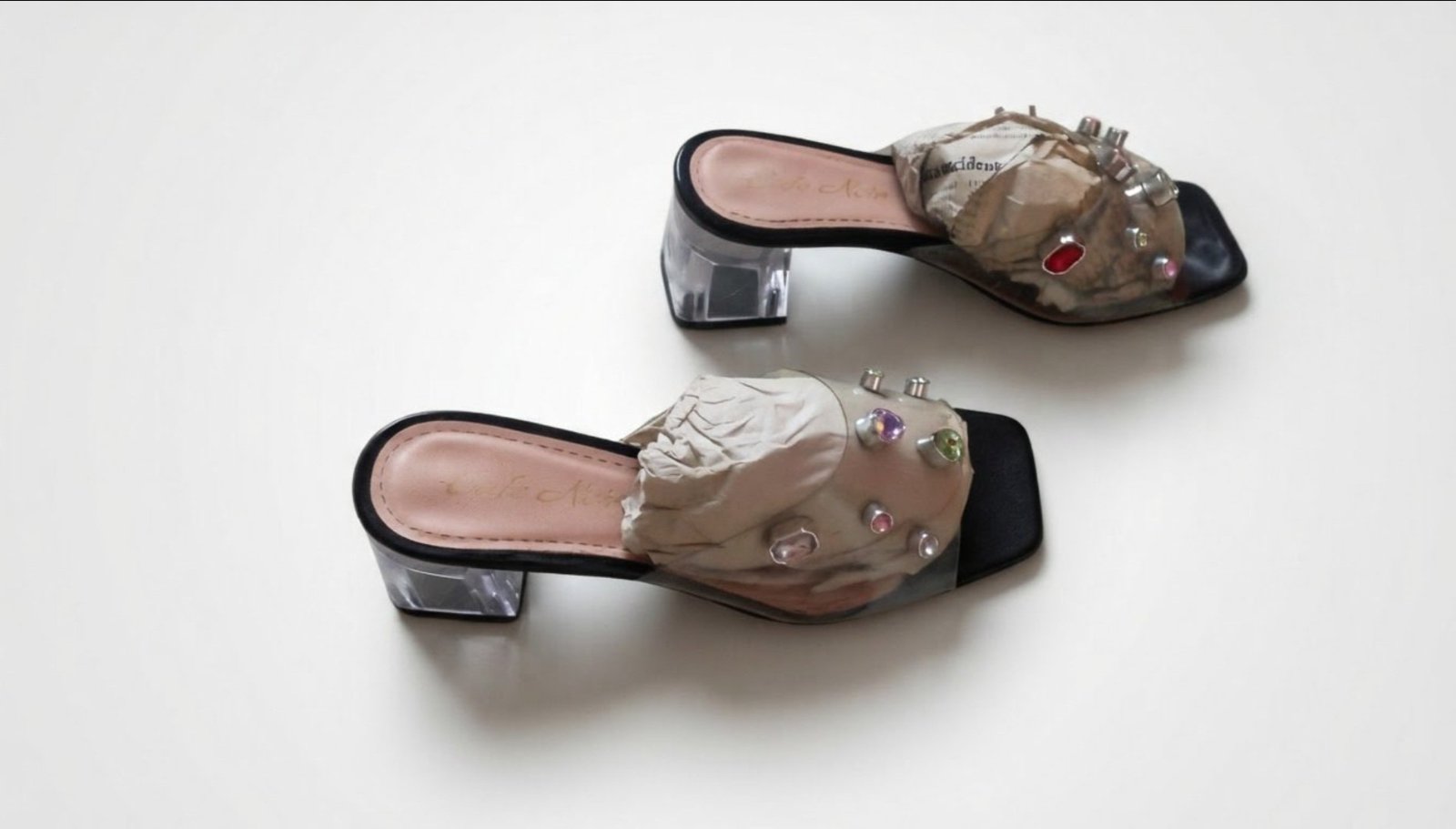 Mules transparentes à talons avec strass colorés T38