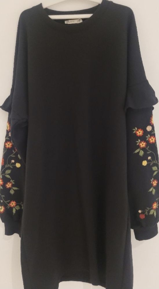 Robe pull HA très tendance neuve