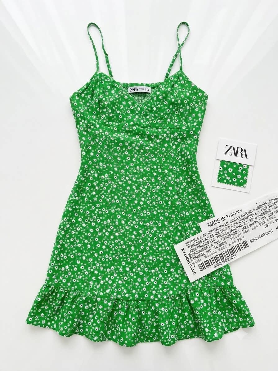 Robe verte ZARA 