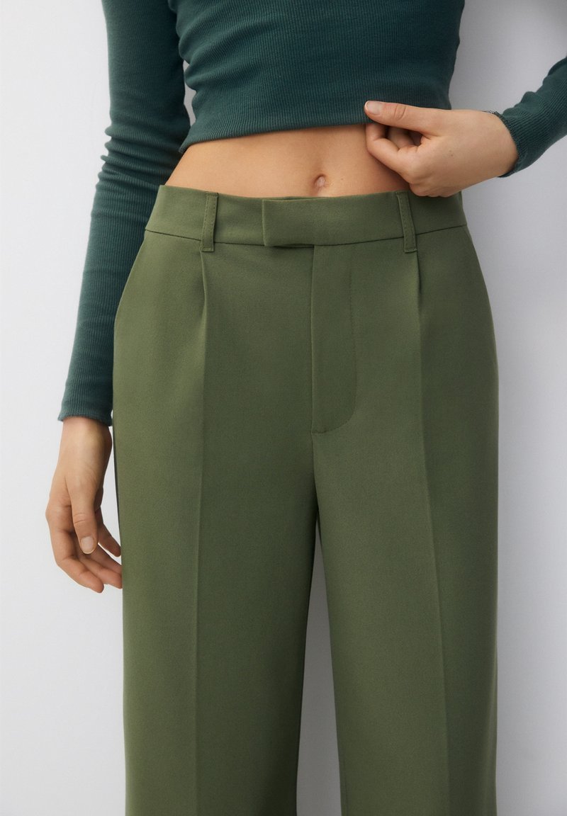 Pantalon Pull and Bear 