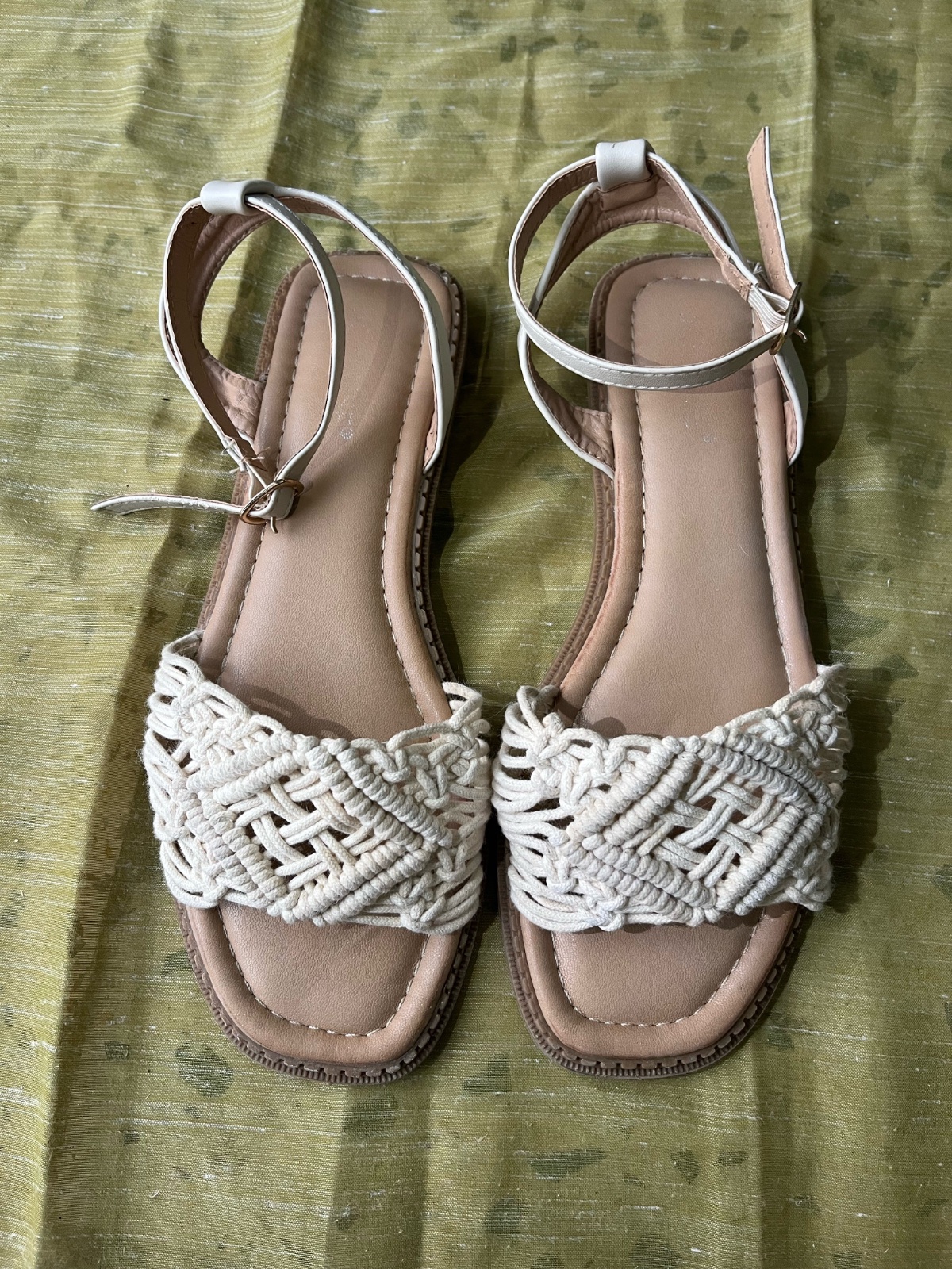Women sandal