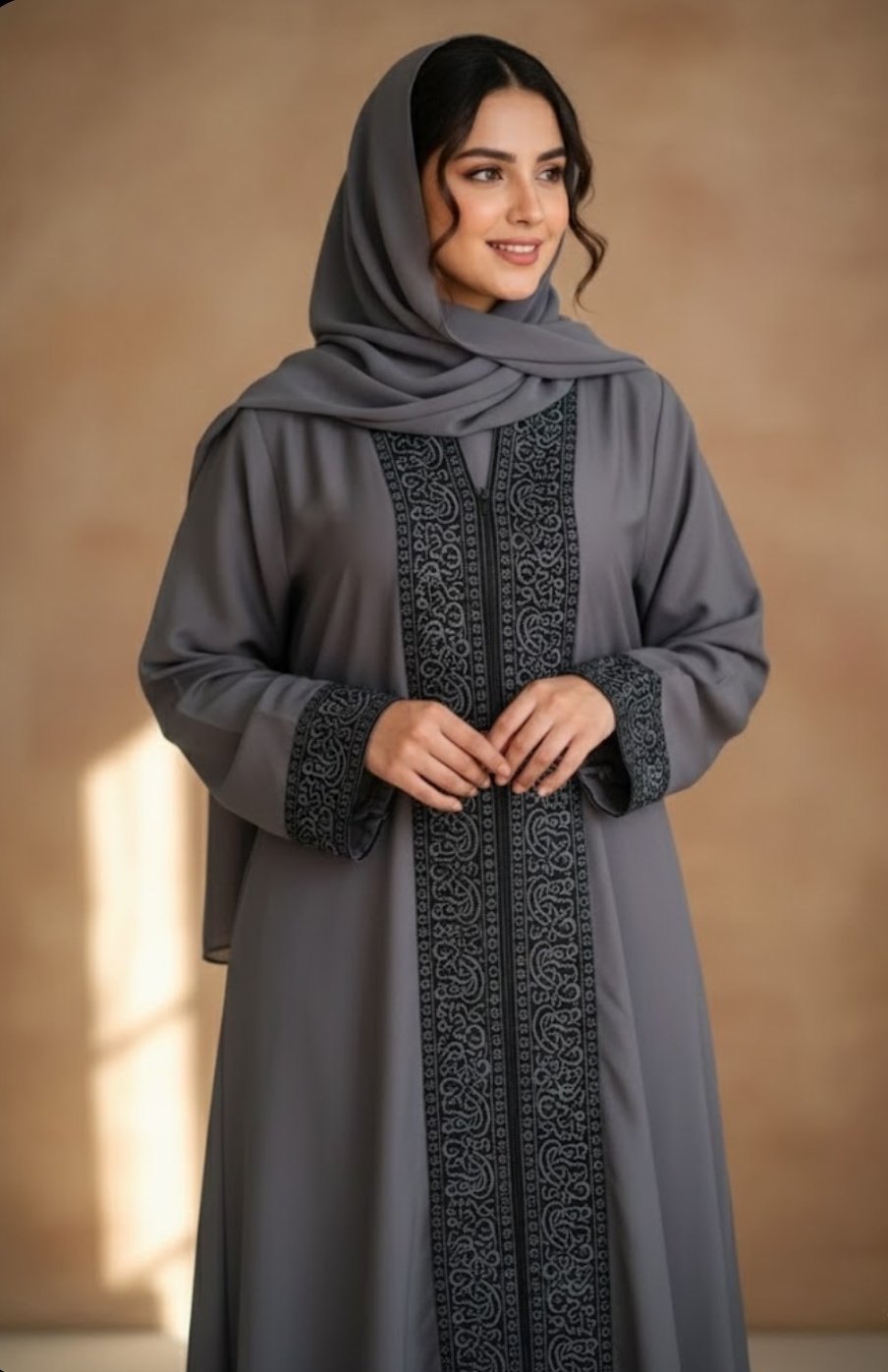 Abaya traditionnelle marron 