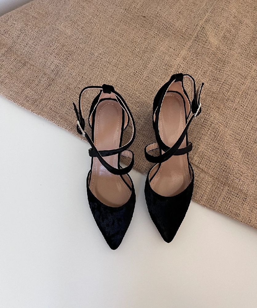 Demi talon noir confortable 