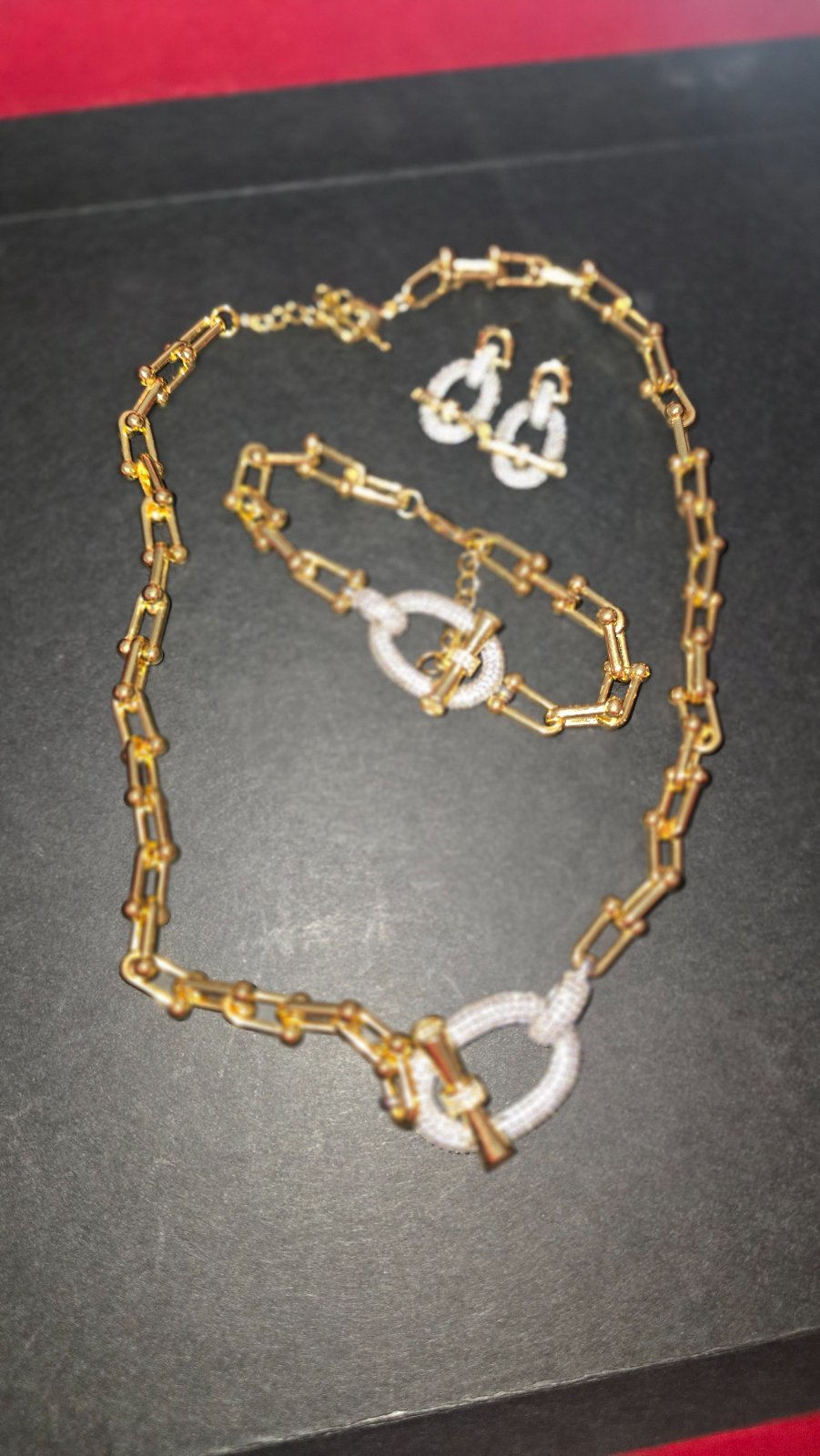 ✨ Parure bijoux femme inoxydable– Collier & Boucles d’oreilles dorés