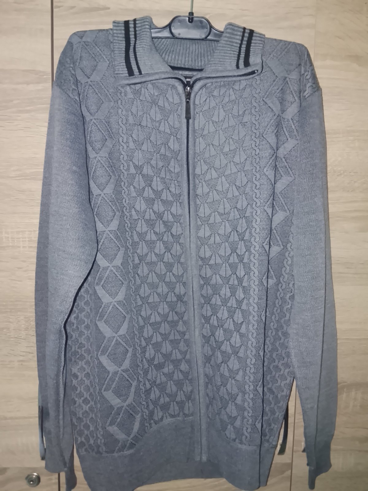 Gilet gris fonce 