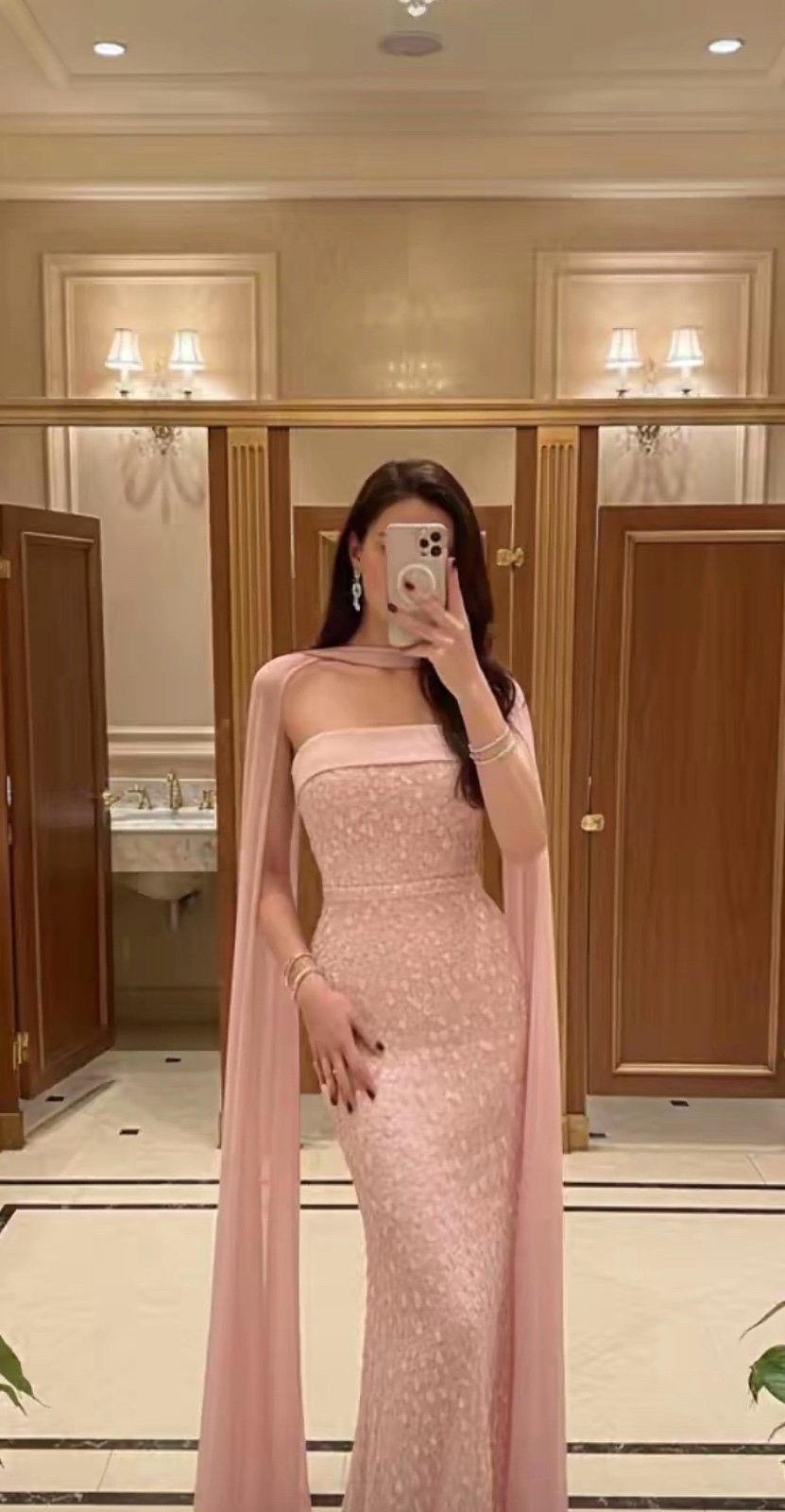 Robe rose 
