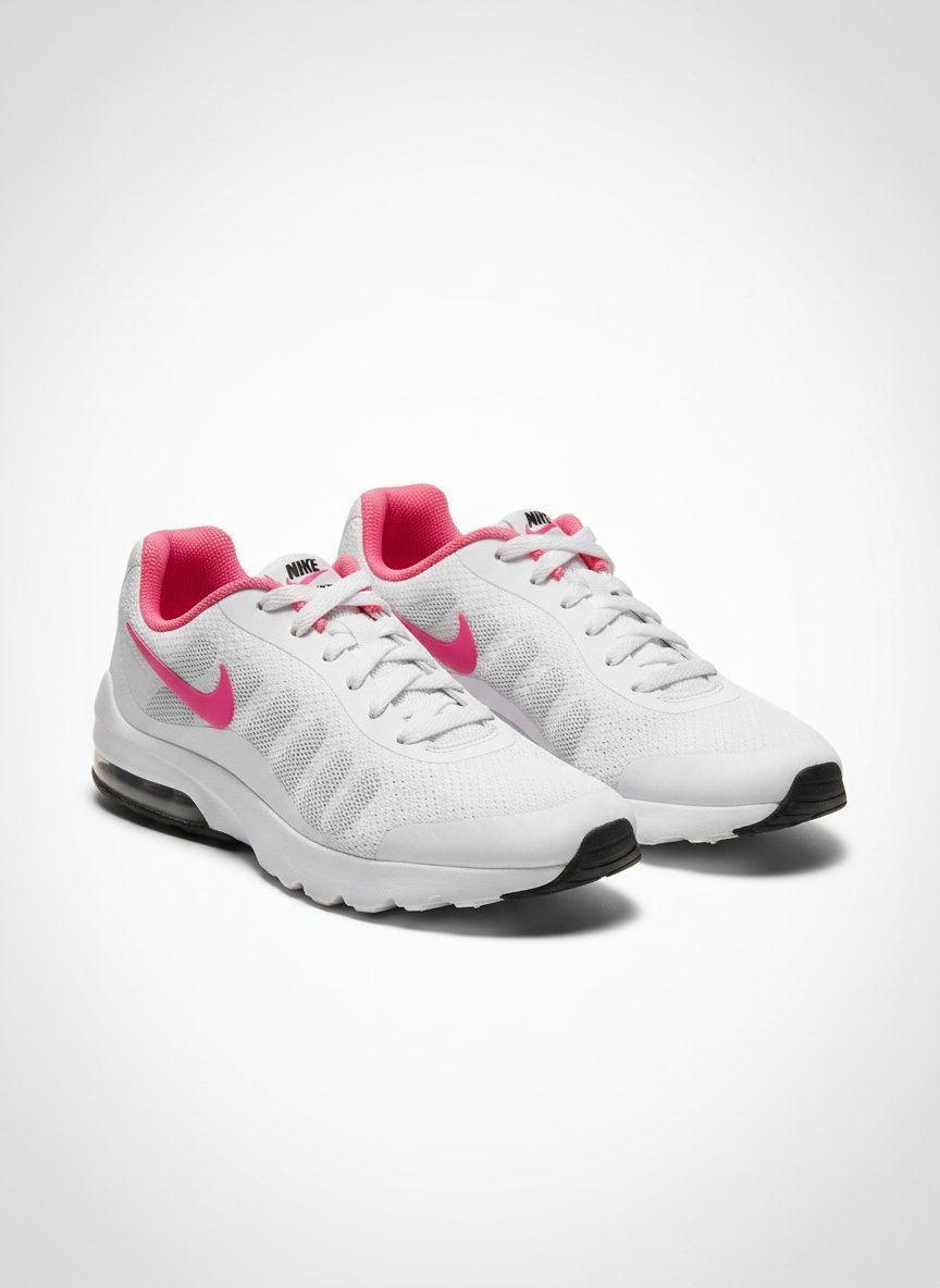 NIKE AIR POINTURE 35 ET DEMI NEUF ET IMPORTÉ