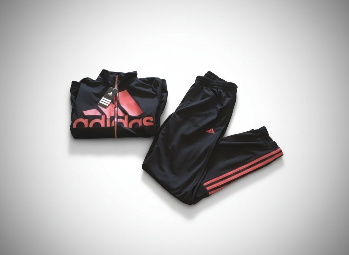 ADIDAS ENSEMBLE 16 ANS TAILLE 176 NEUF ET IMPORTE
