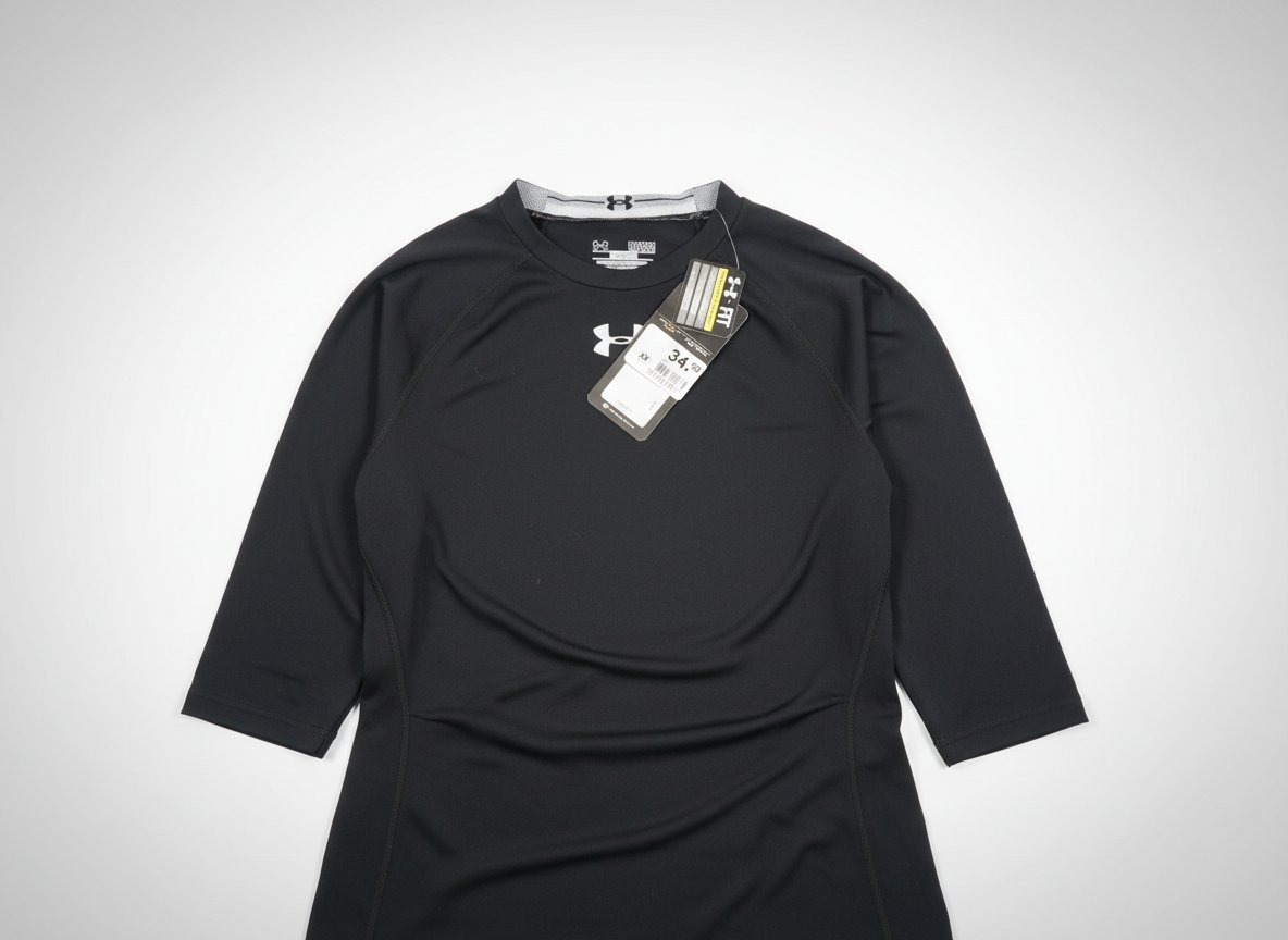 UNDER ARMOR TAILLE M NEUF ET IMPORTÉ