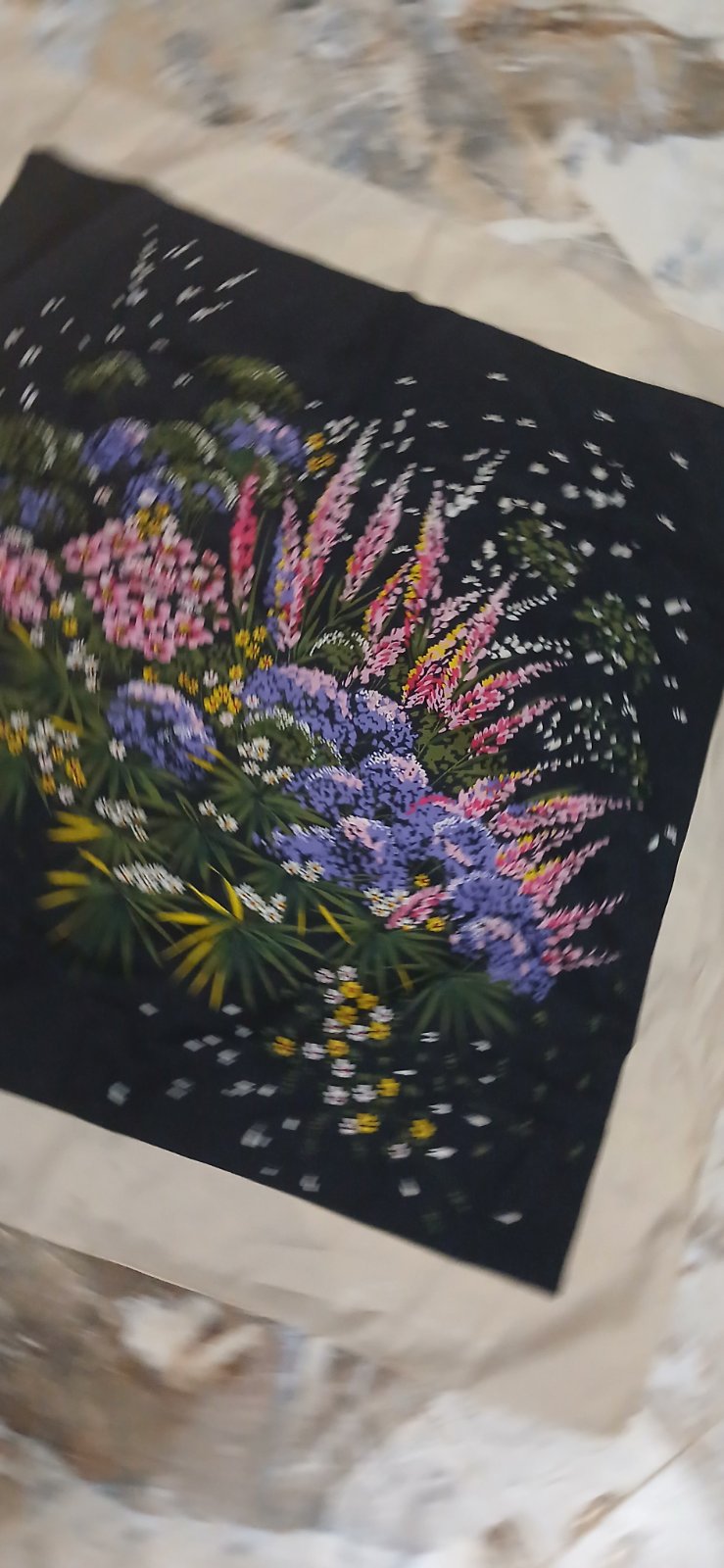 Magnifique foulard création vintage dela prestigieuse de couture française de hout qualité  Léonard  paris 🩷🩷🩷