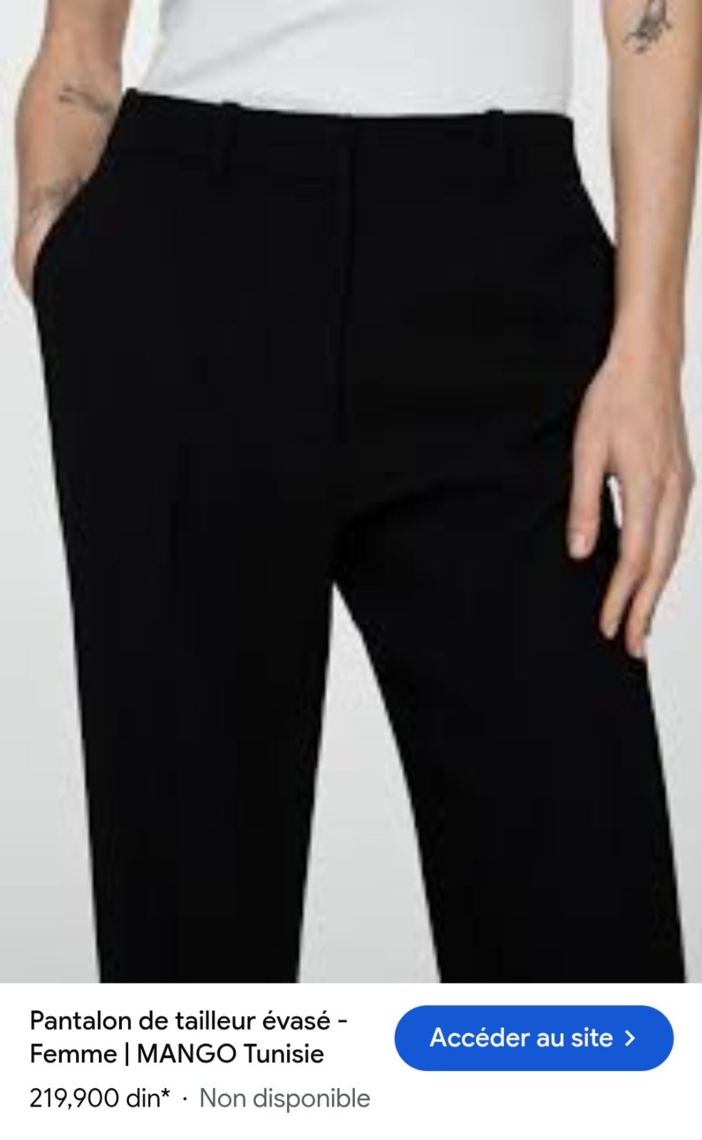 Magnifique pantalon marque MangoSuit. dotée d'une fermeture éclair décoratives doré sur les côtés 