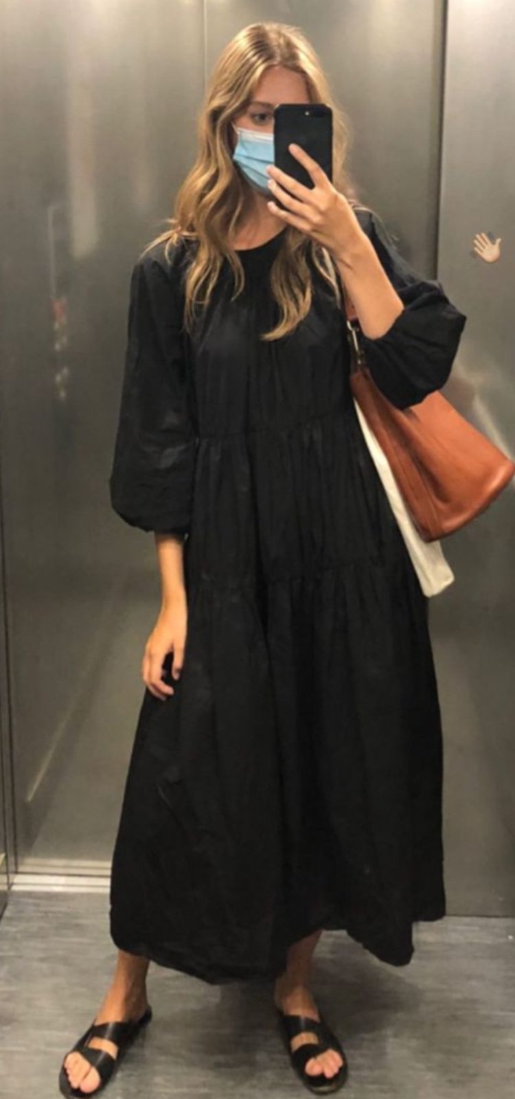 Magnifique robe longue marque OYSHO parfaitement Authentique convient 38/40 